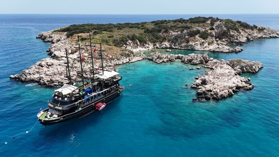 Kemer Çıkışlı Phaselis - 3 Adalar - Cennet Koyu Yat Turu - Medusa