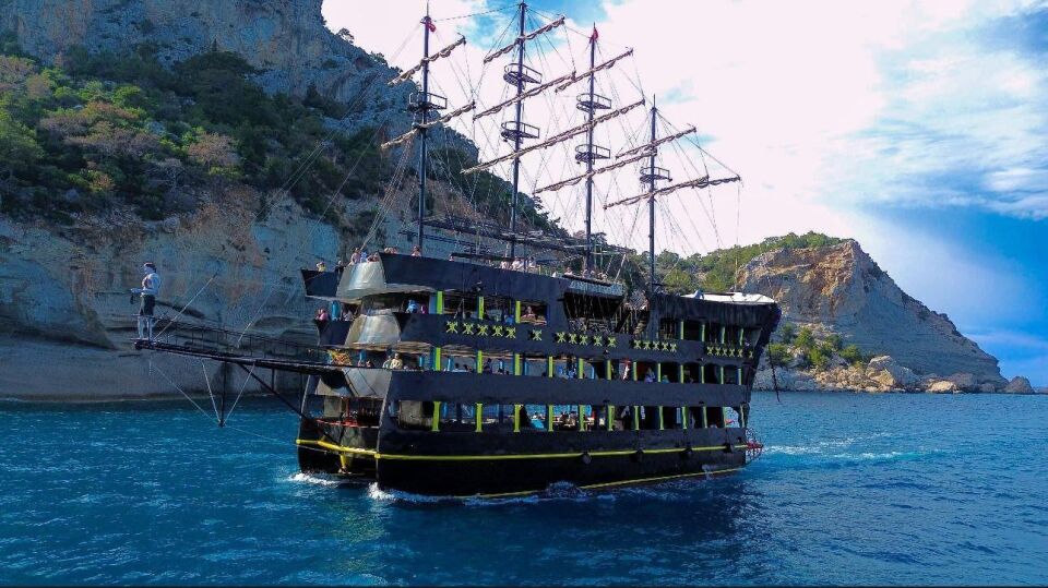 Kemer Çıkışlı Yat Turu - Dragon Katamaran