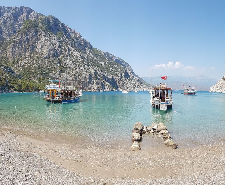 Kemer Çıkışlı Porto Ceneviz Koyları Yat Turu