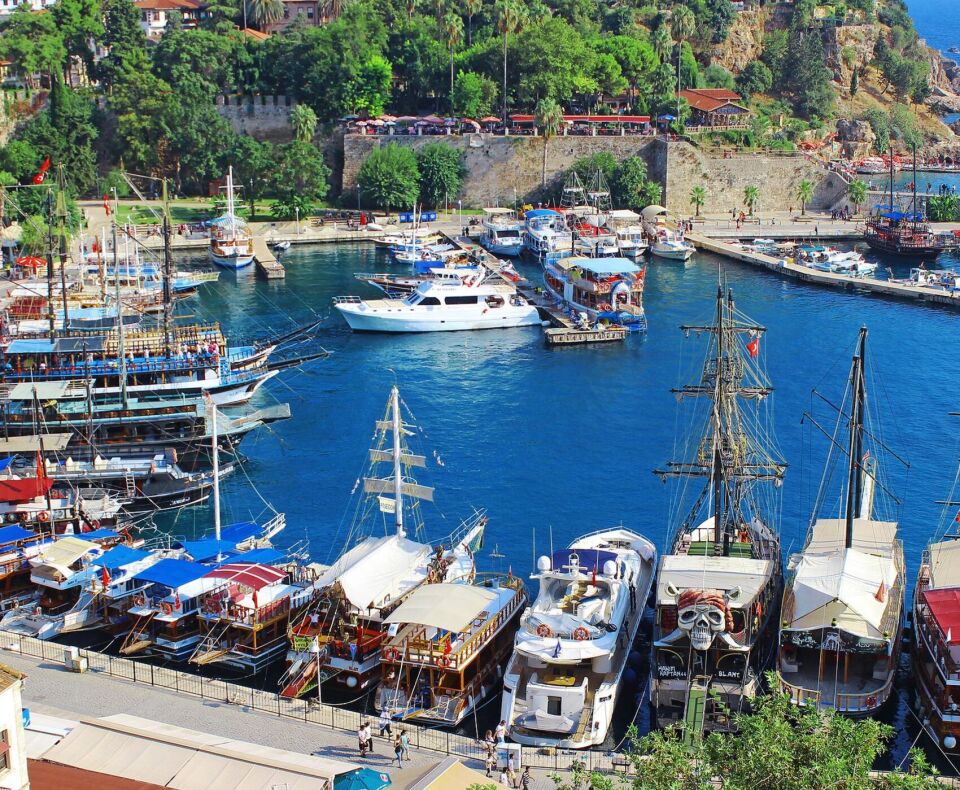Kemer Çıkışlı Antalya Şehir Turu