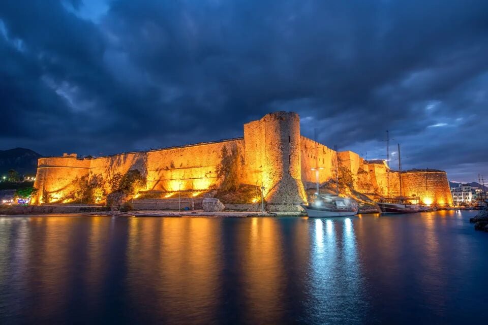 Kemer Çıkışlı Kuzey Kıbrıs Türk Cumhuriyeti Turu